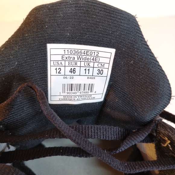 Brooks Men's Gray Running Shoes - Picture 10 of 10